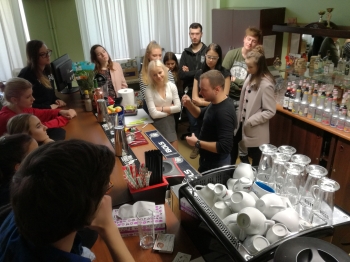 KURS BARMAŃSKI (1)