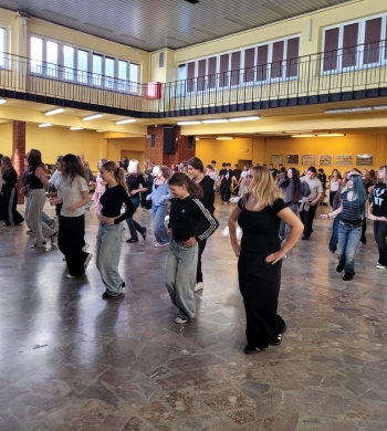 EDJ mob dance.jpeg